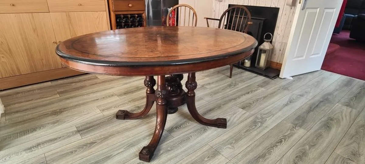 Beautiful Victorian folding table - Image 1