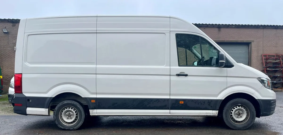 Volkswagen Crafter 2021 MWB - Image 2
