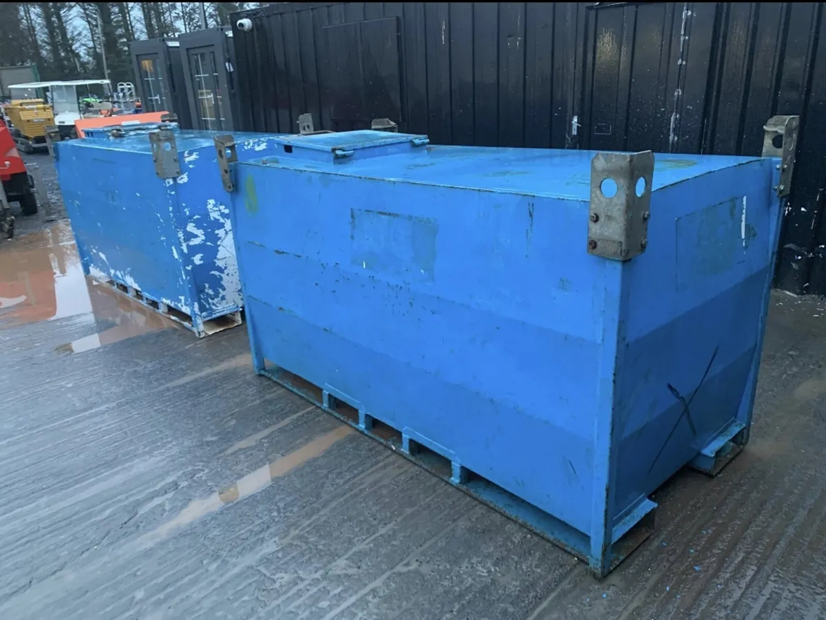 2000L Western Bunded Fuel Bowser - Image 3