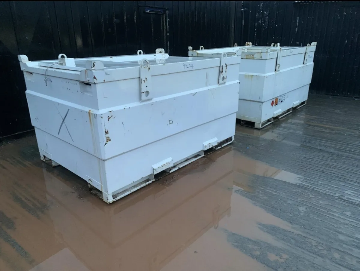 3000L Western Bunded Fuel Bowser - Image 1