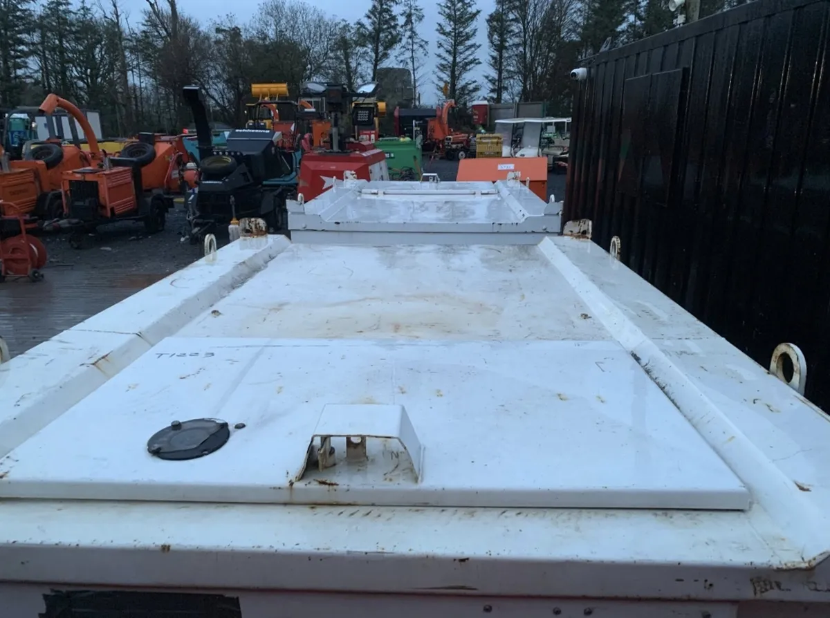 3000L Western Bunded Fuel Bowser - Image 4