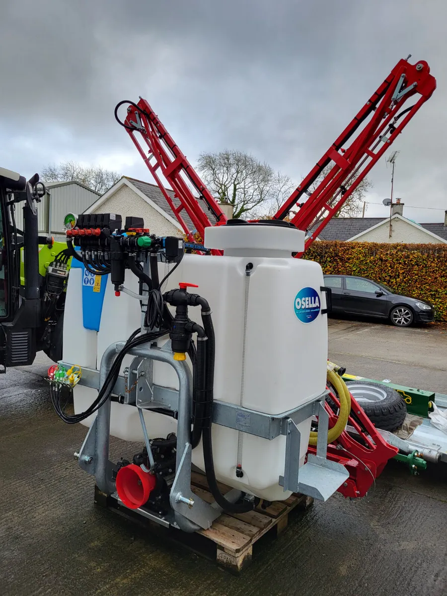 Osella 1200 and 1000l Sprayer 15m Booms - Image 1