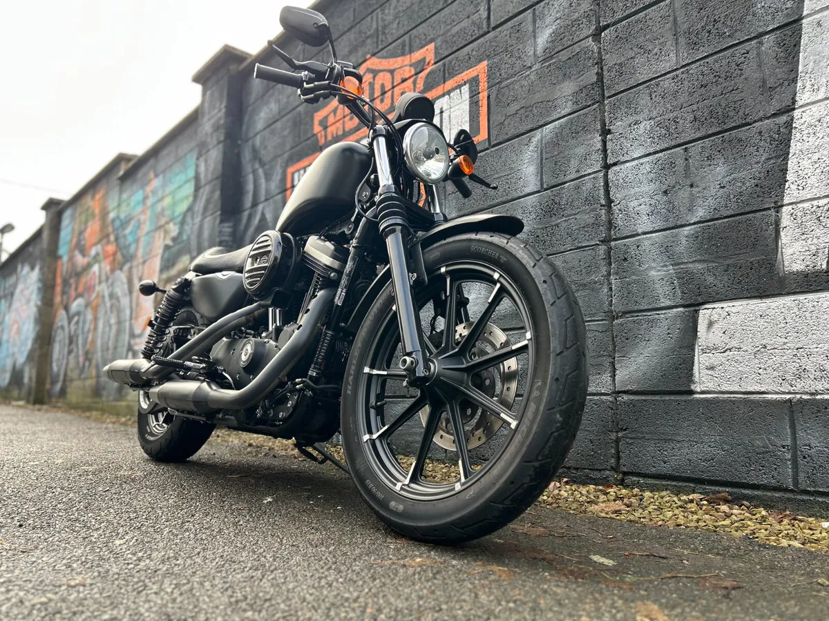 2019 HARLEY-DAVIDSON Iron 883 - Image 4