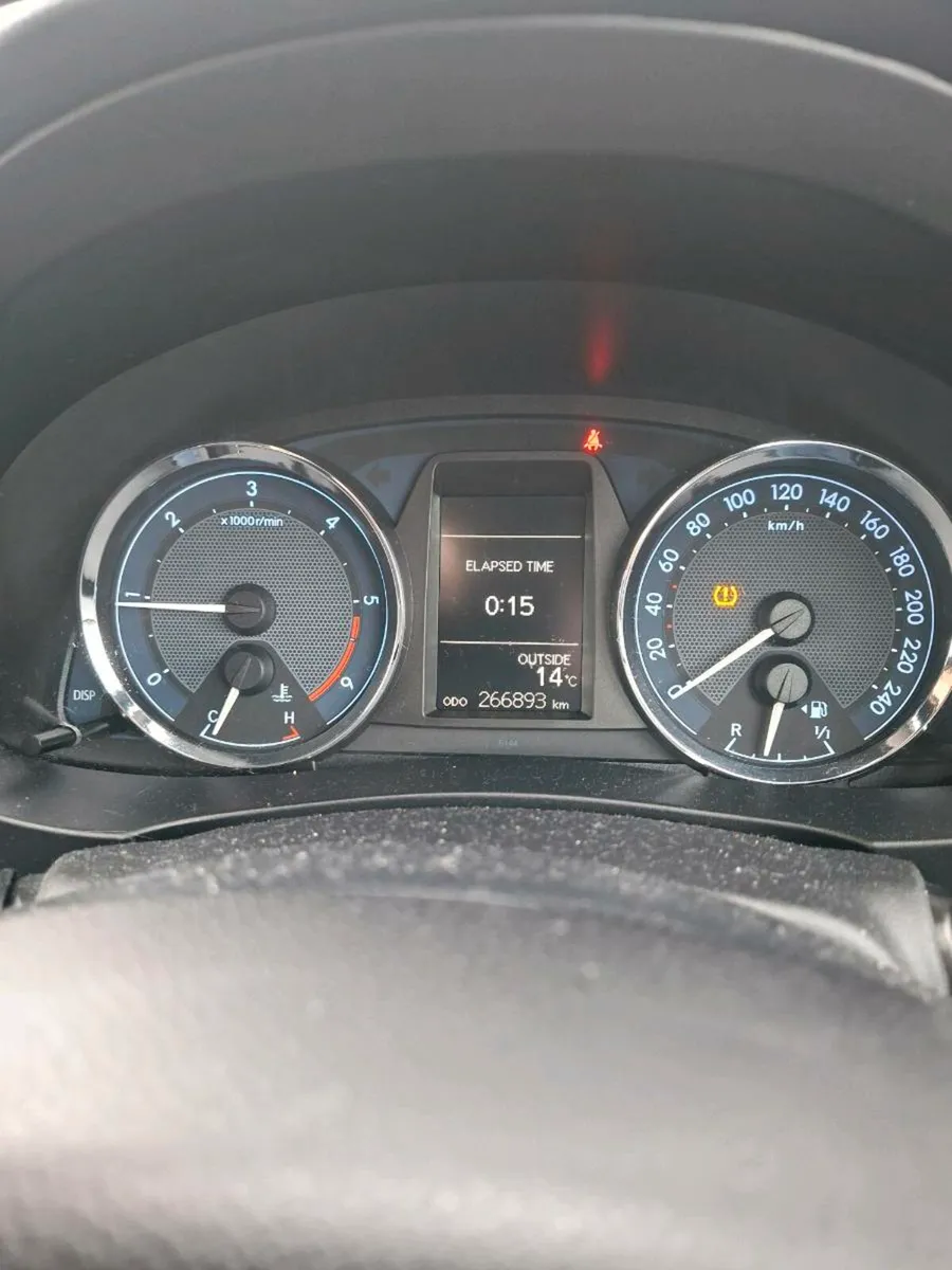 Toyota corolla dsl - Image 2