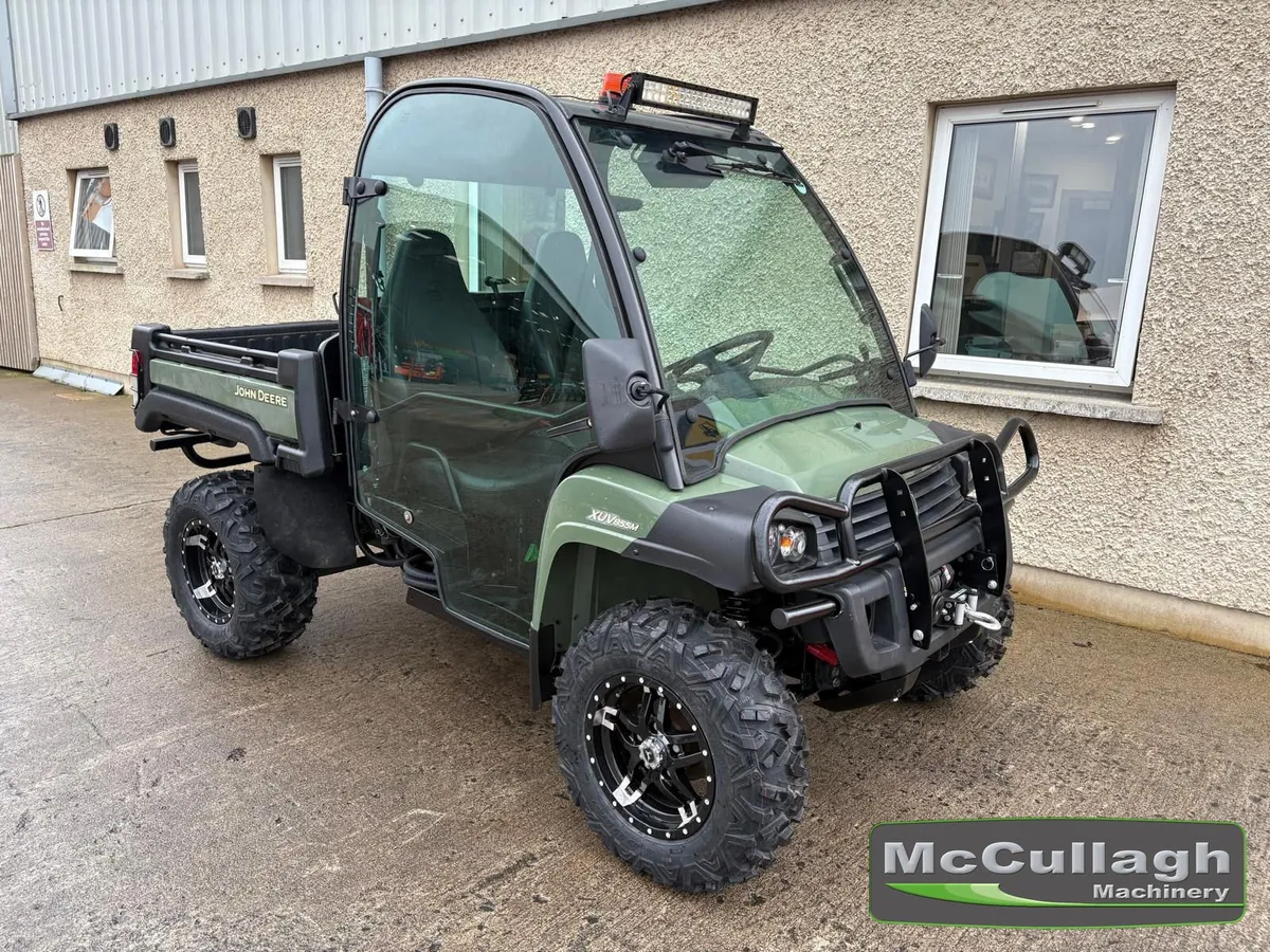 2018 John Deere 855 Gator - Image 1