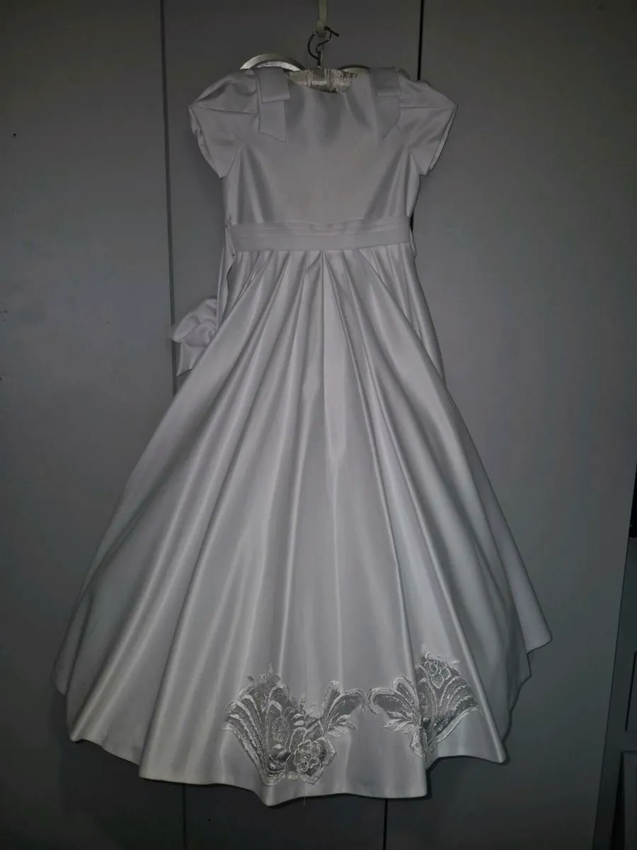 Communion dress - Image 3