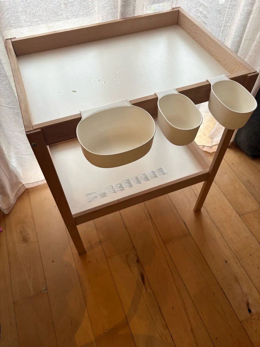 IKEA changing table - Image 1