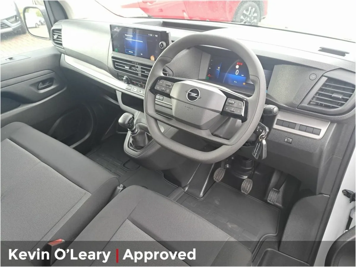 Opel Vivaro 1.5D L2 H1 120PS Komfort - Image 2