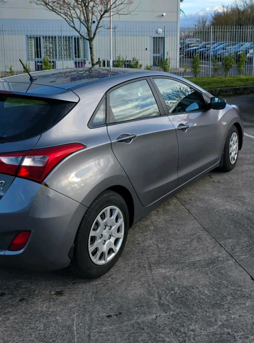 Braking Hyundai i30 1.4 CRDi 2012 - Image 4