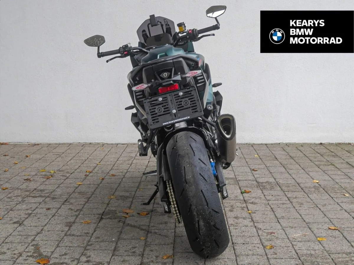 BMW M 1000 XR - Image 4