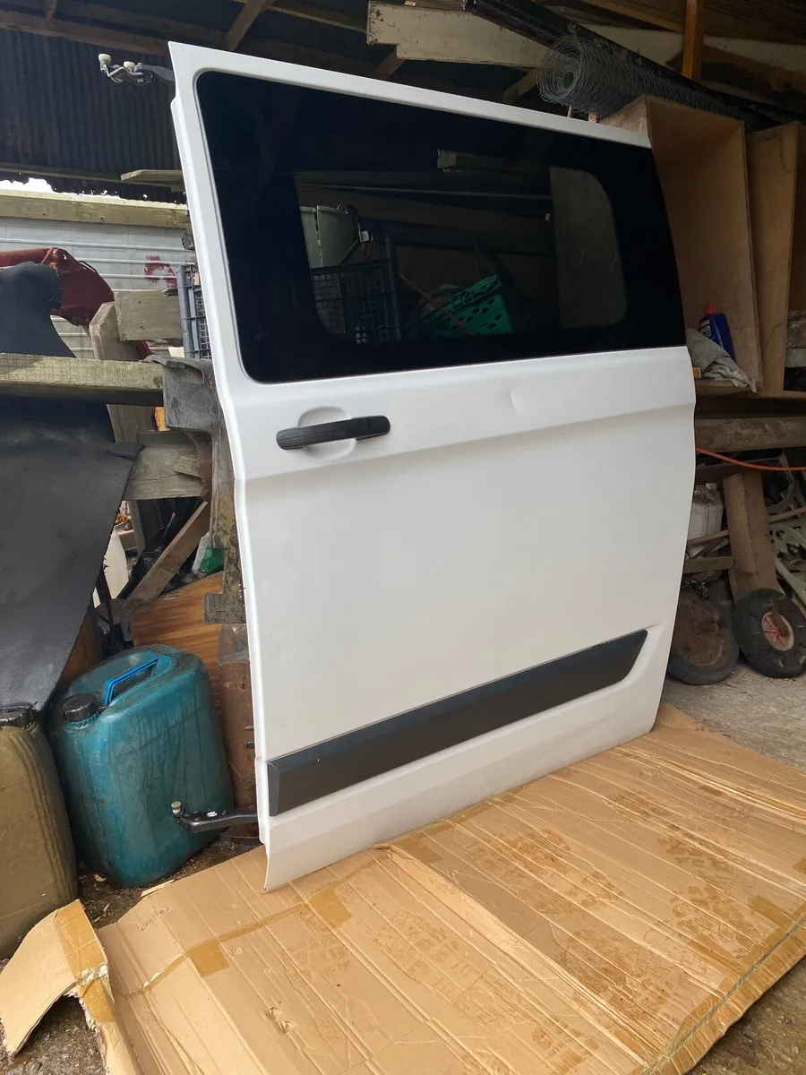 2016 Ford Transit Custom crewcab door - Image 1