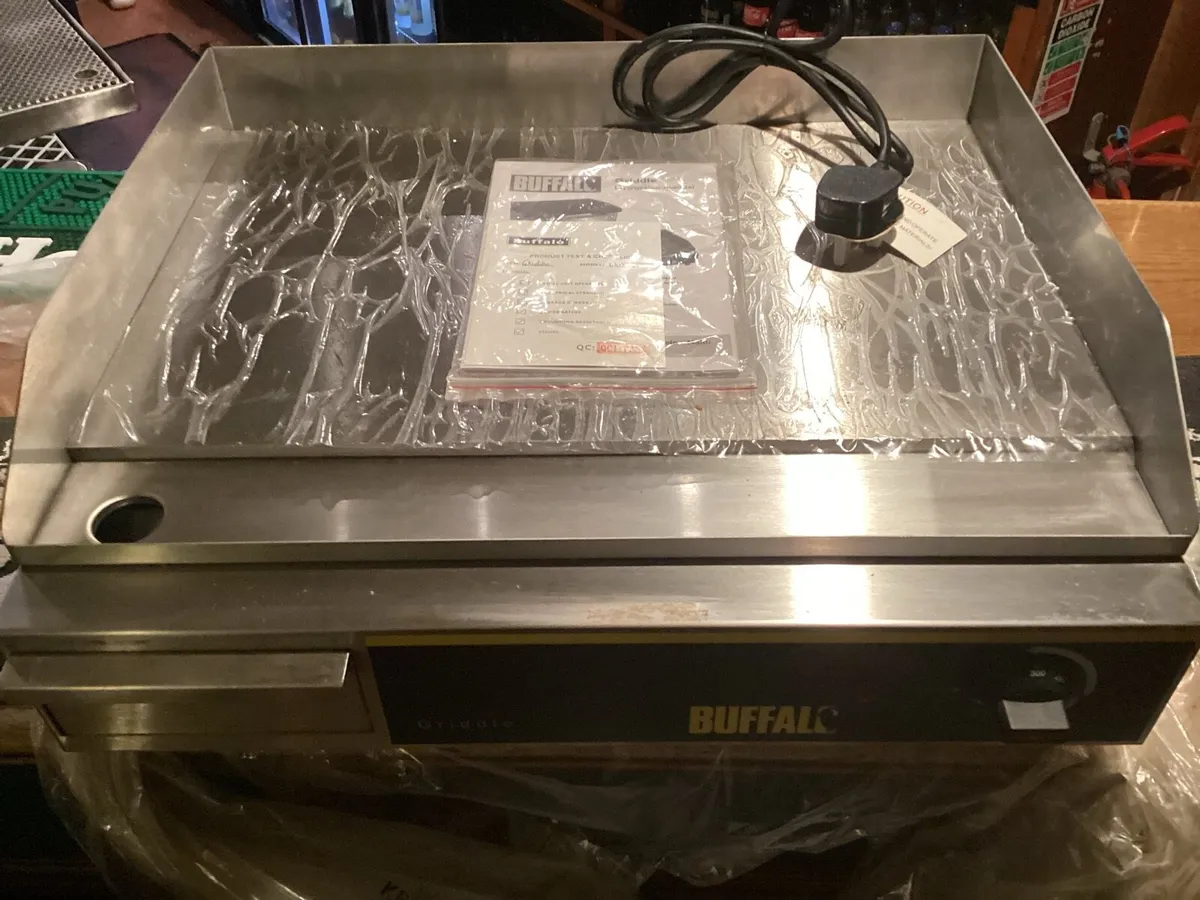 Buffalo Countertop Griddle - Image 1
