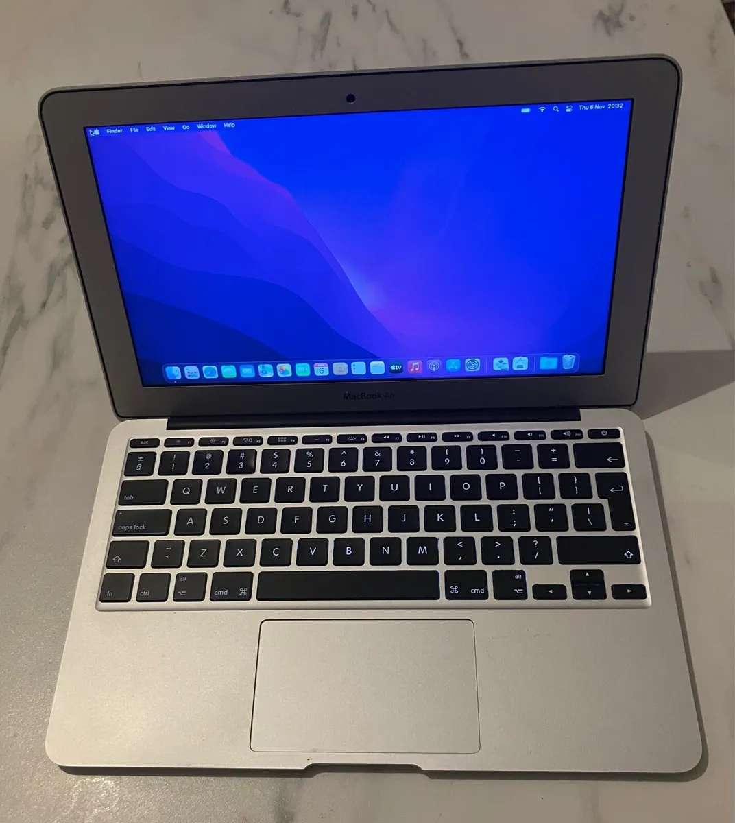 MacBook Air A1465 - Image 1