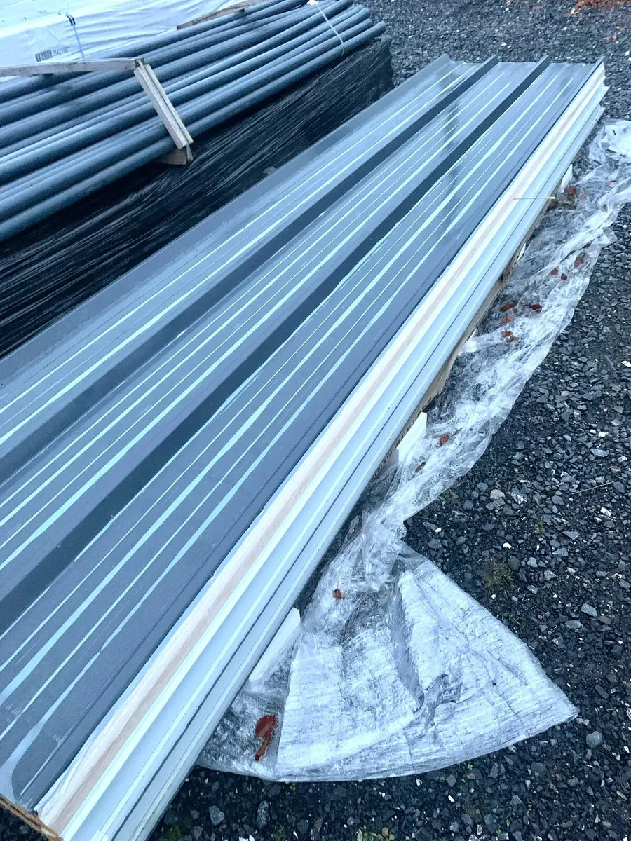 Insulated roof sheeting cladding - Image 1