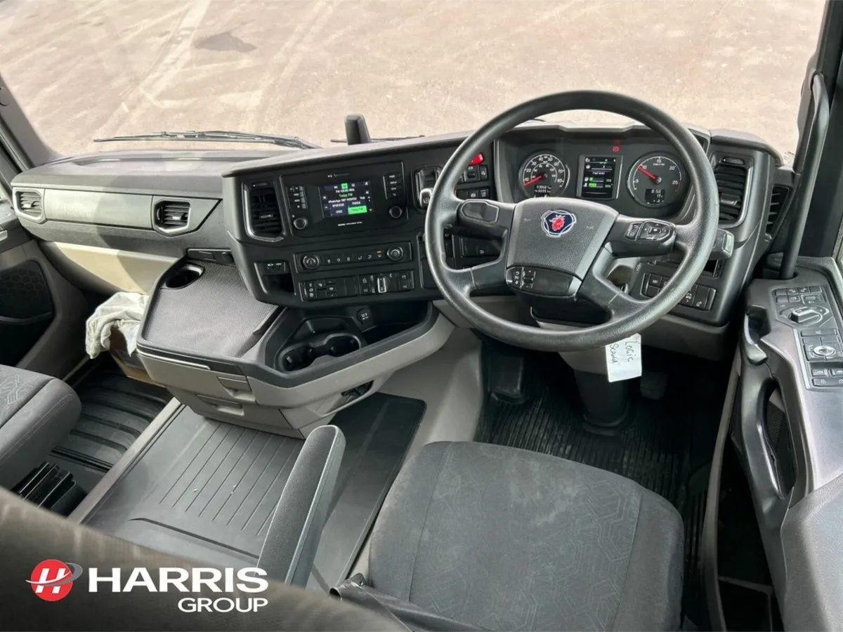 Scania R-Series R450 6x2 Tractor Unit - Image 2