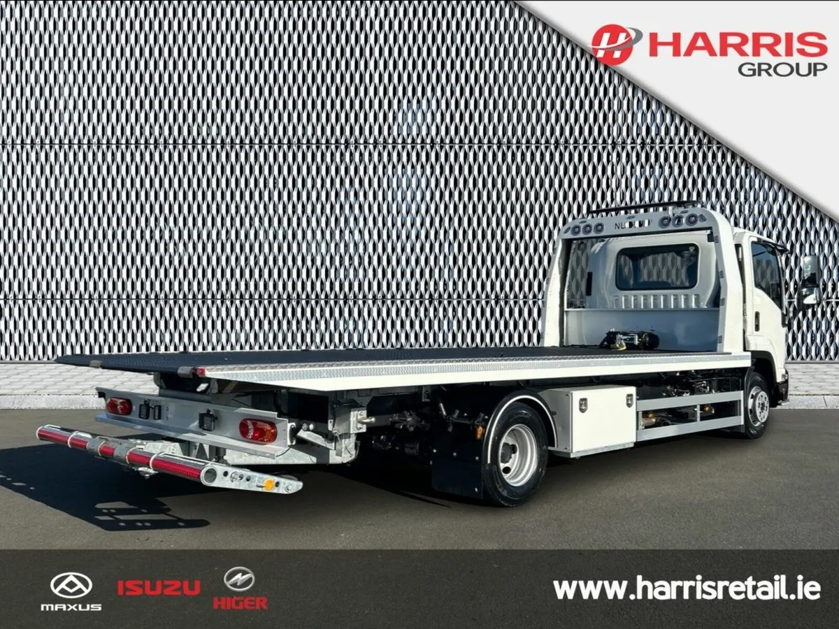 Isuzu NPR 11T F-Series with a Nugent Recovery Body - Image 3