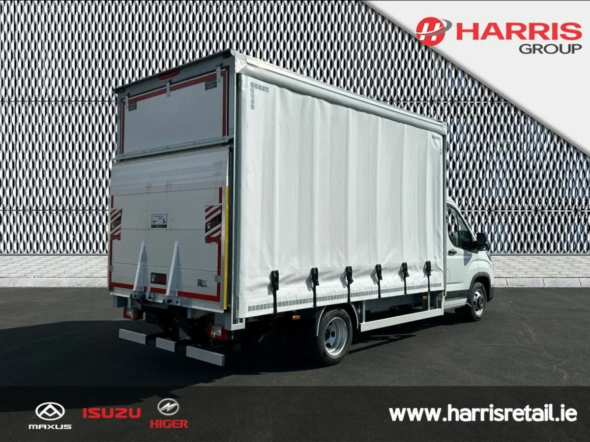 Maxus DELIVER 9 Twin Wheel L4 14ft Curtain with Ta - Image 3