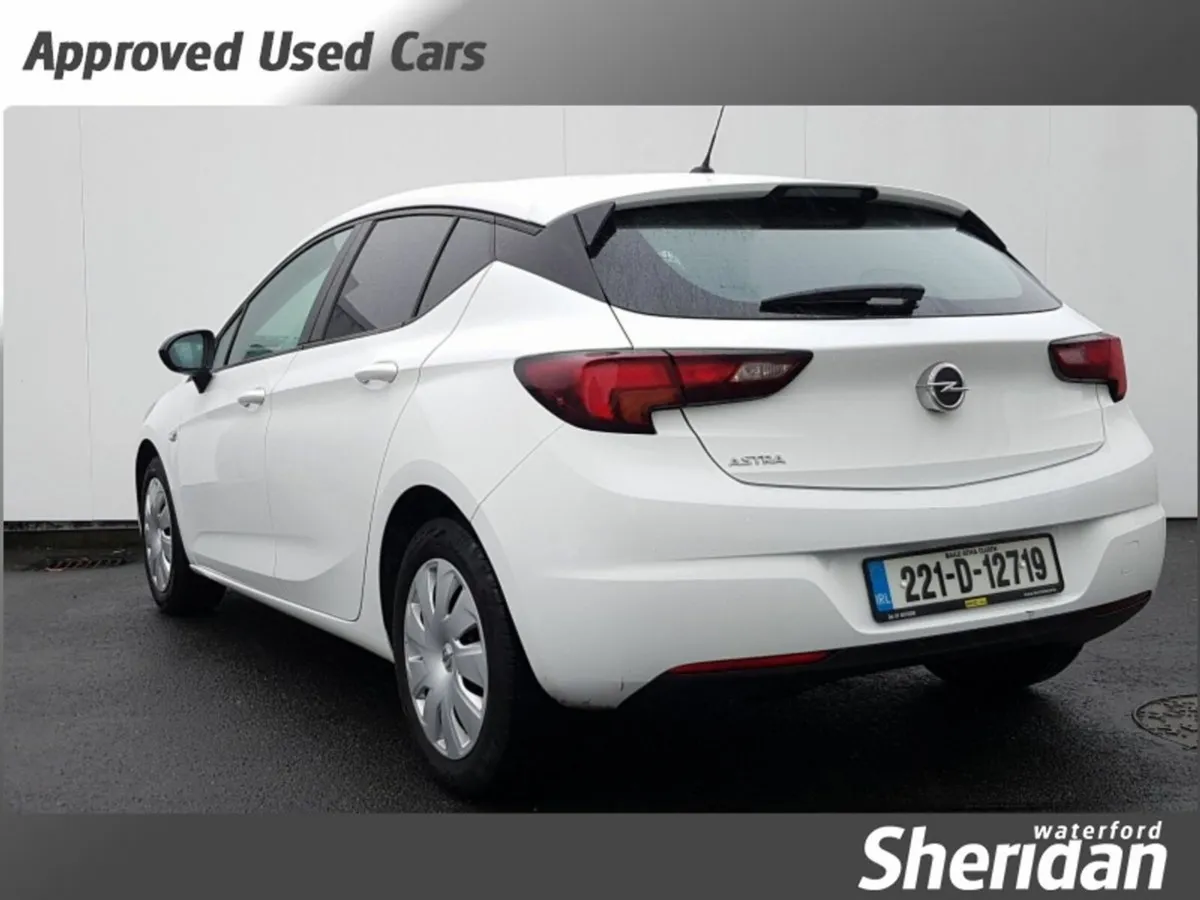 Opel Astra SCVAN1.5 105PS-DIESEL 5DR - Image 3