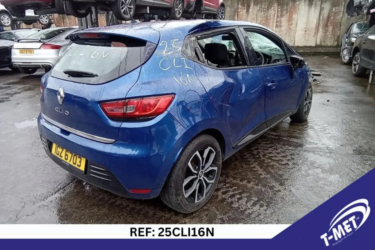 2018 RENAULT CLIO BREAKING FOR PARTS - Image 4