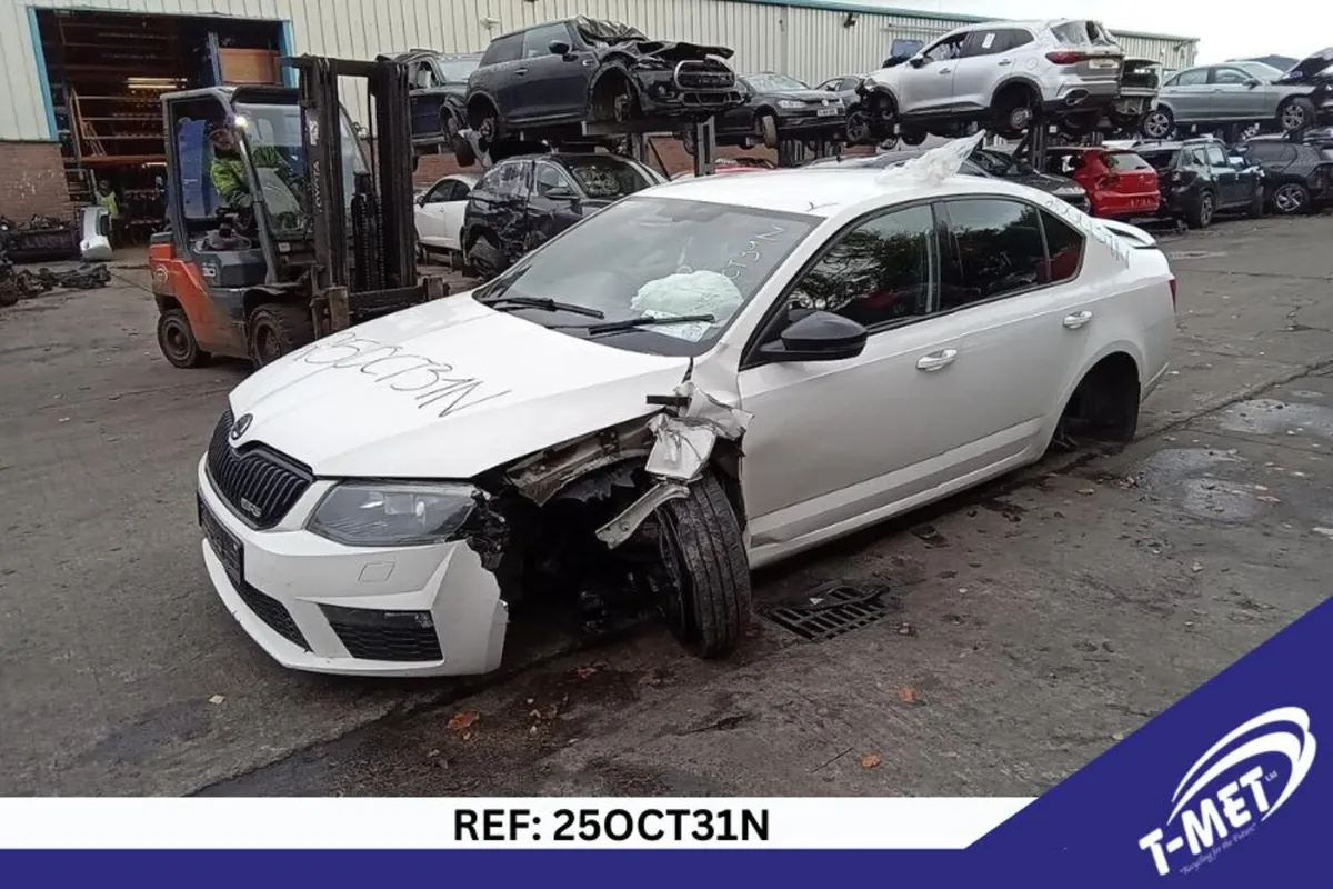 2017 SKODA OCTAVIA BREAKING FOR PARTS - Image 4