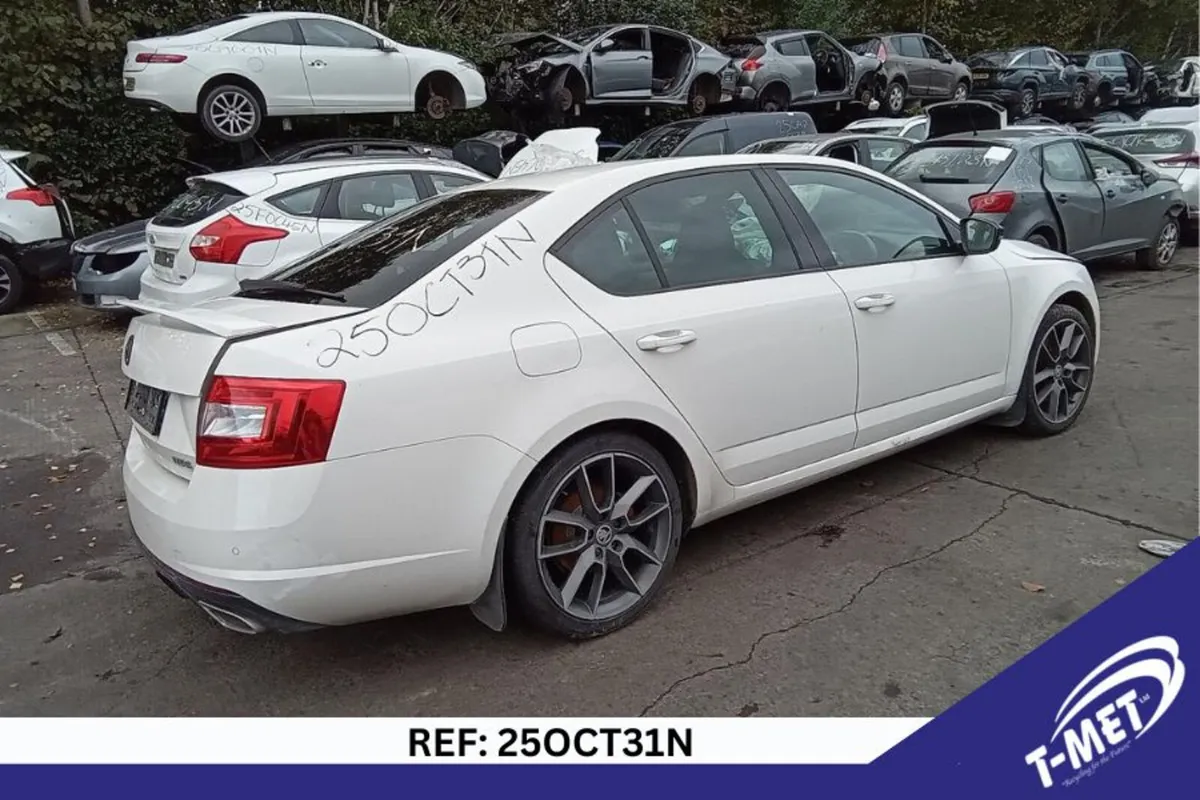 2017 SKODA OCTAVIA BREAKING FOR PARTS - Image 1