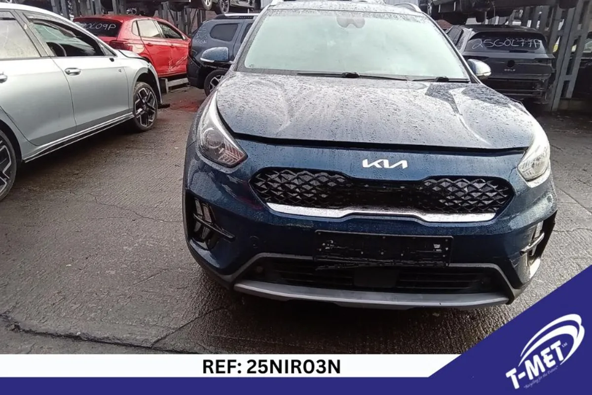 2022 KIA NIRO BREAKING FOR PARTS - Image 2