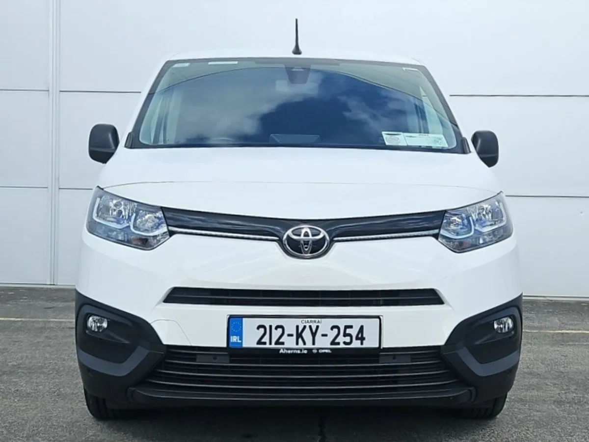 Toyota Proace PROACE  CITY 1.5 Diesel  100BHP - Image 2