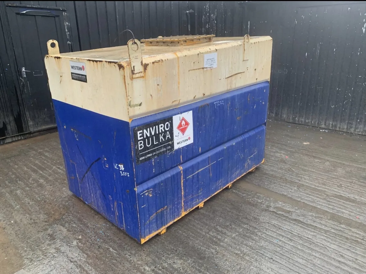 2250L Western Fuel Bowser - Image 1