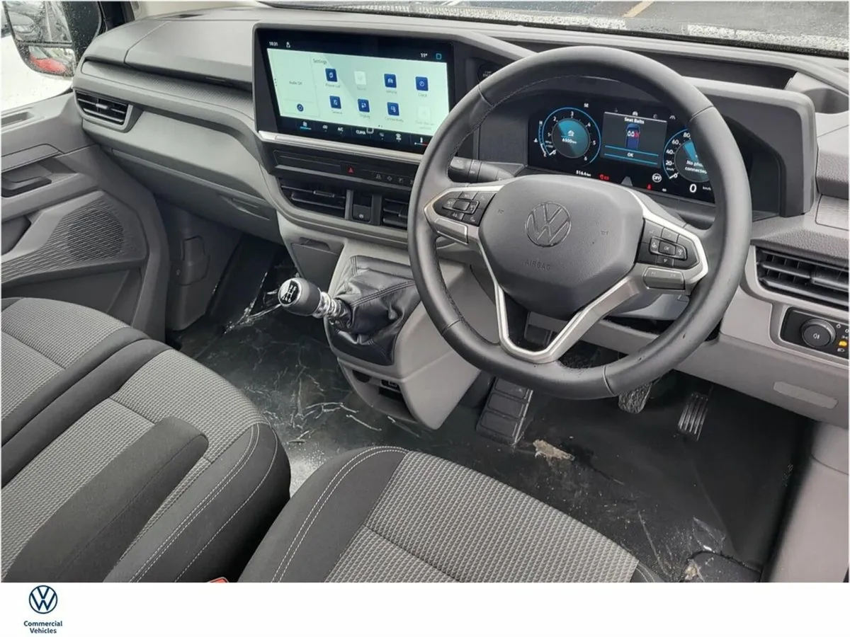 Volkswagen Transporter TRENDLINE SWB28 2.0TDI 110B - Image 2