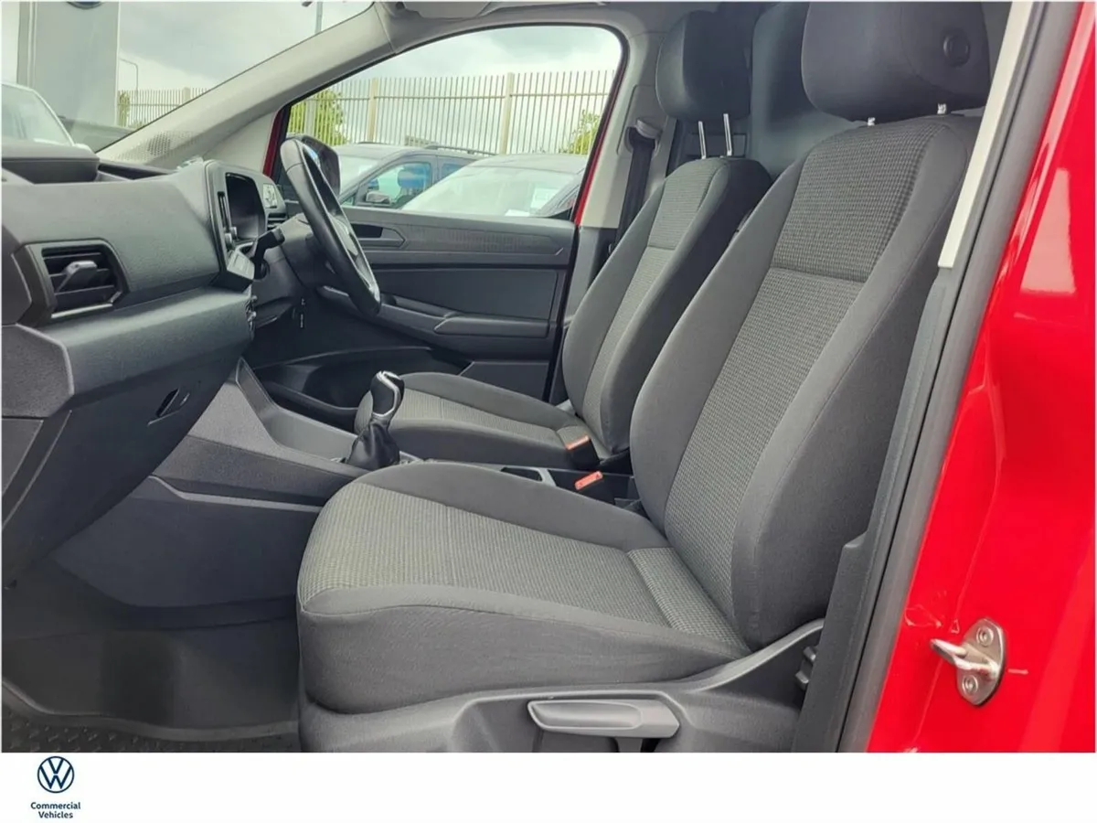 Volkswagen Caddy EDITION 2.0 TDI 122BHP 6DR *(€20, - Image 4