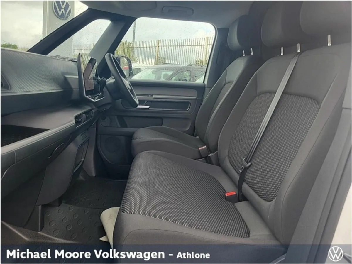Volkswagen ID.Buzz CARGO PLUS 204BHP 86kWh AUTO 5D - Image 4