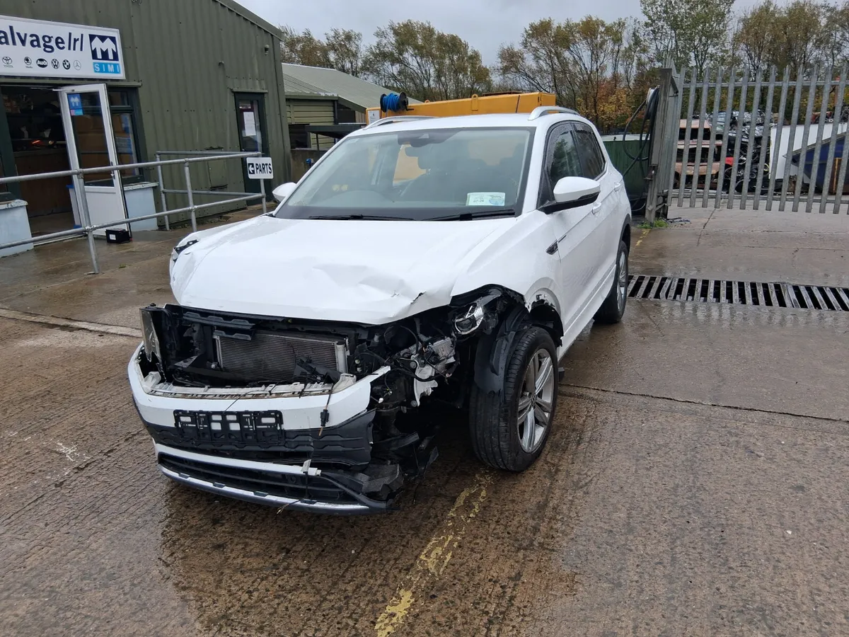 2023 VOLKSWAGEN T-CROSS 1.0L Petrol - Image 2