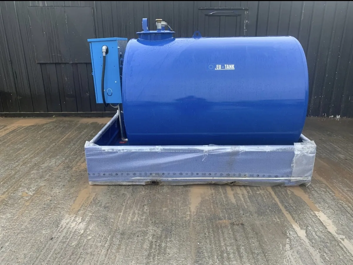 3170 L Emiliana Serbatoi Fuel Bowser - Image 2