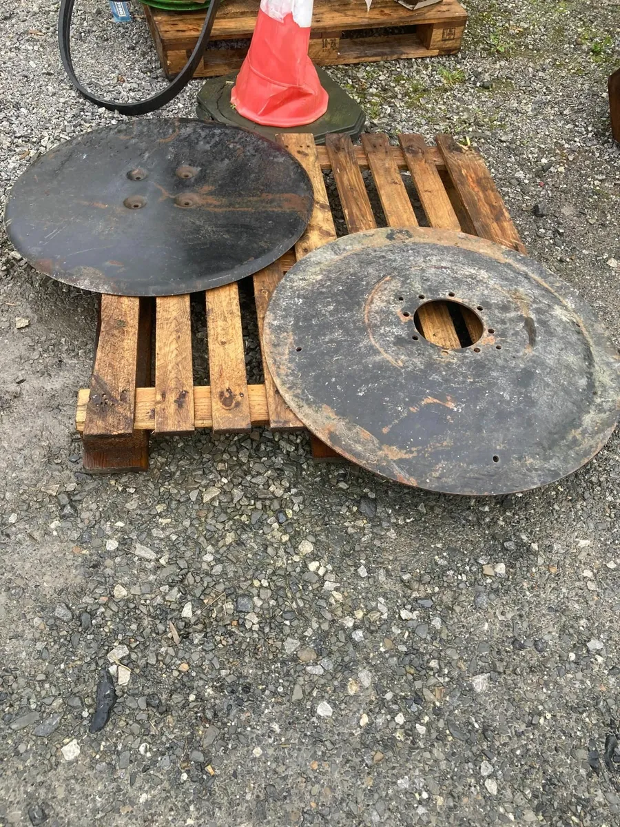 zero grazer discs / saucers - Image 1