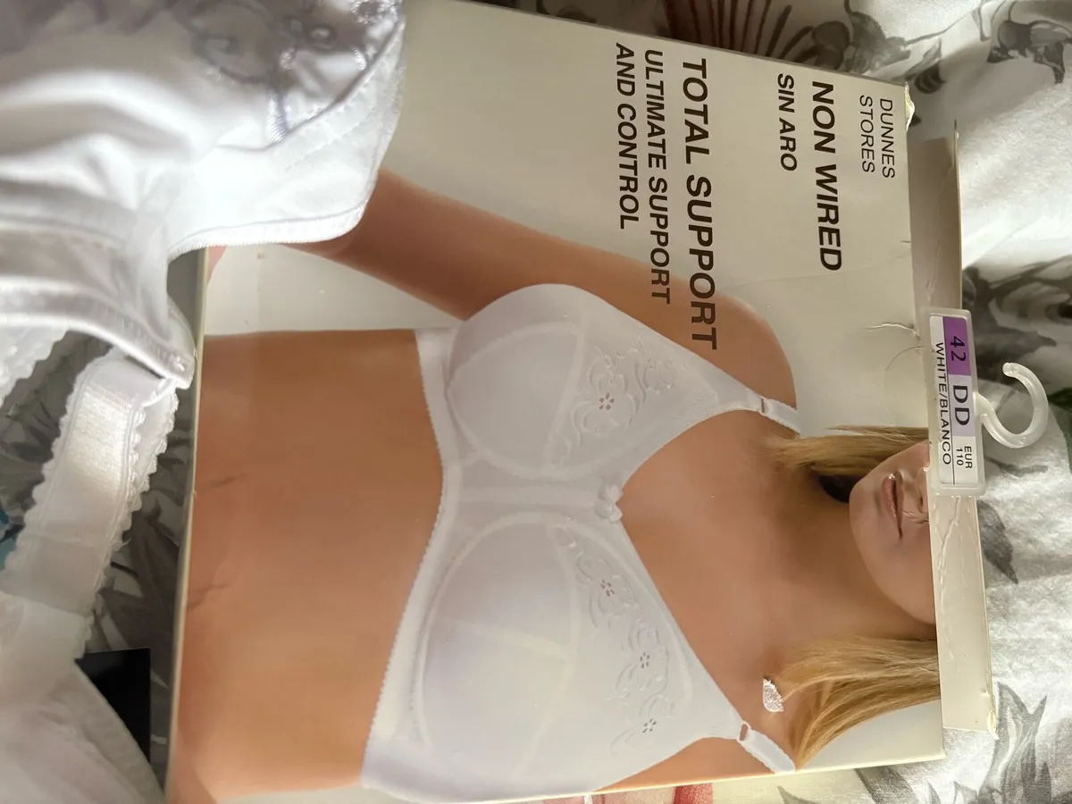 Ladies bra - Image 4