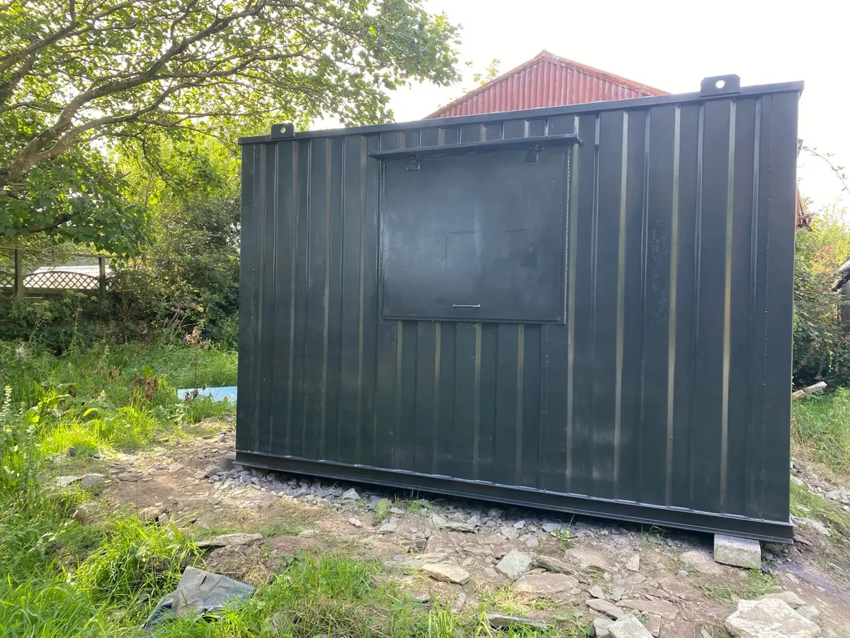 Food container - excellent condition - Image 3