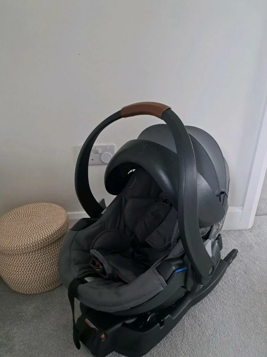 Joolz car seat - Image 2