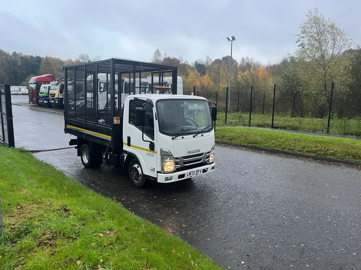 2022 ISUZU 3.5 TON TIPPER - Image 3
