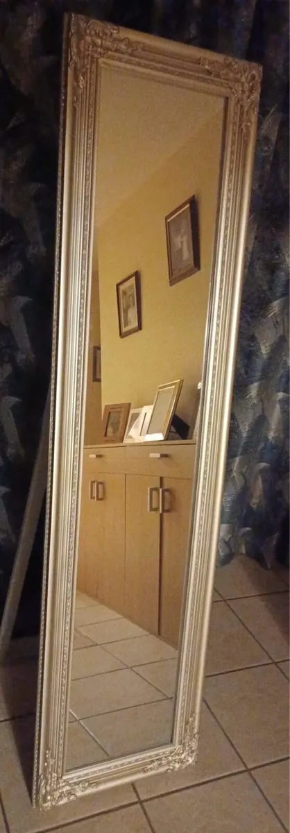 Home Furniture - Image 4