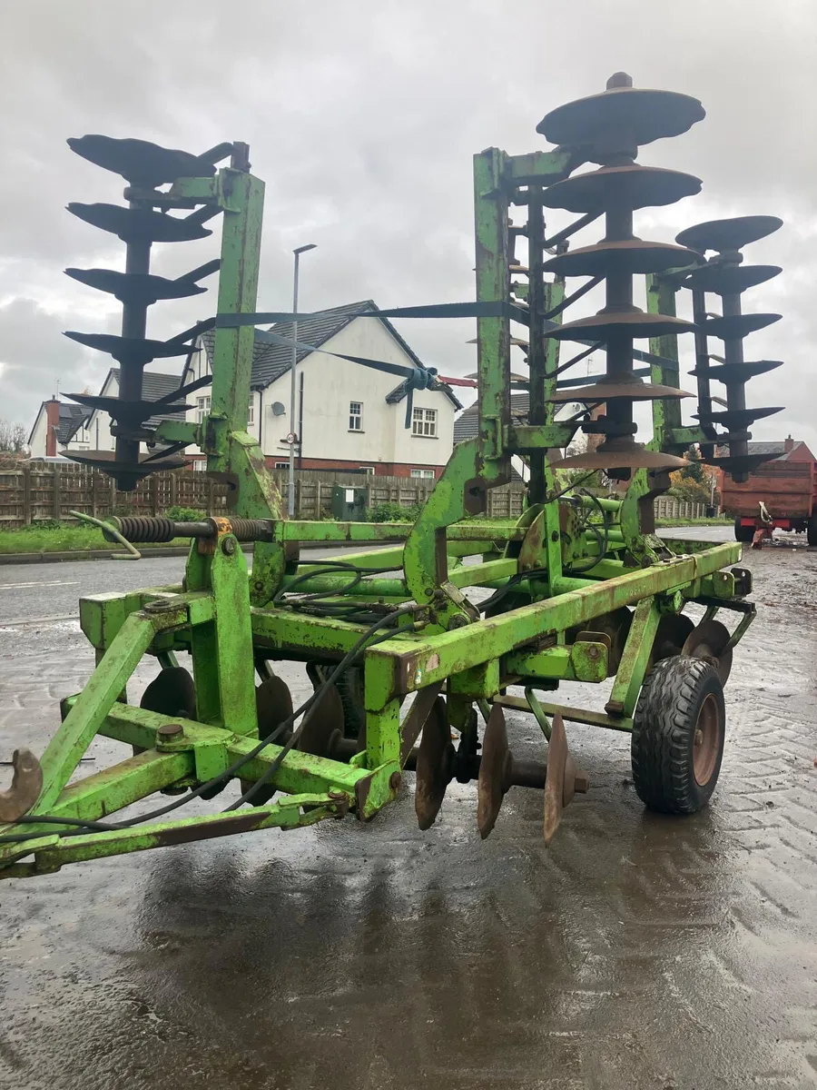 Dowdeswell 12ft disc harrow - Image 1