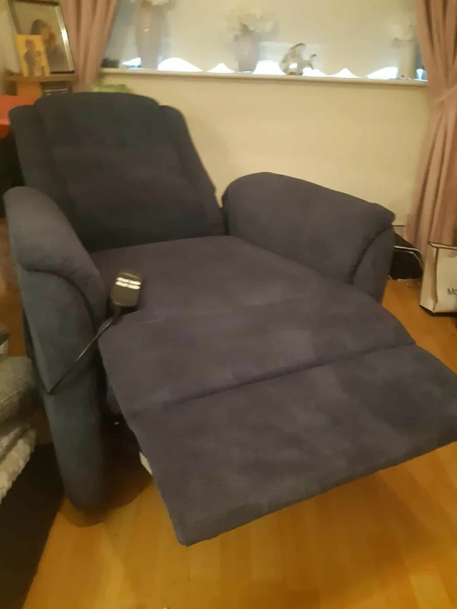 Dark Navy Duel motor Recloner/Riser chair - Image 4