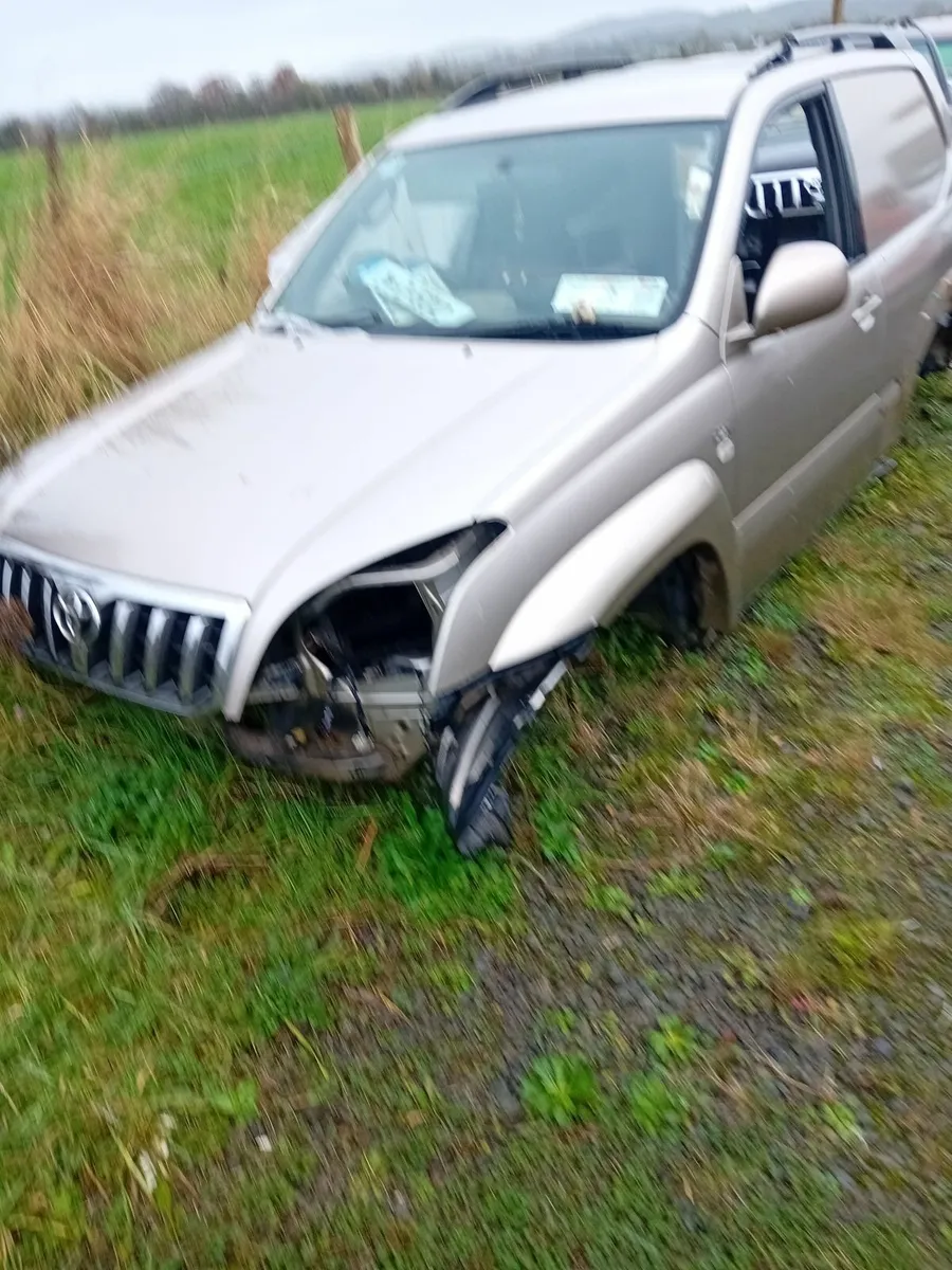 Toyota landcruiser parts - Image 2