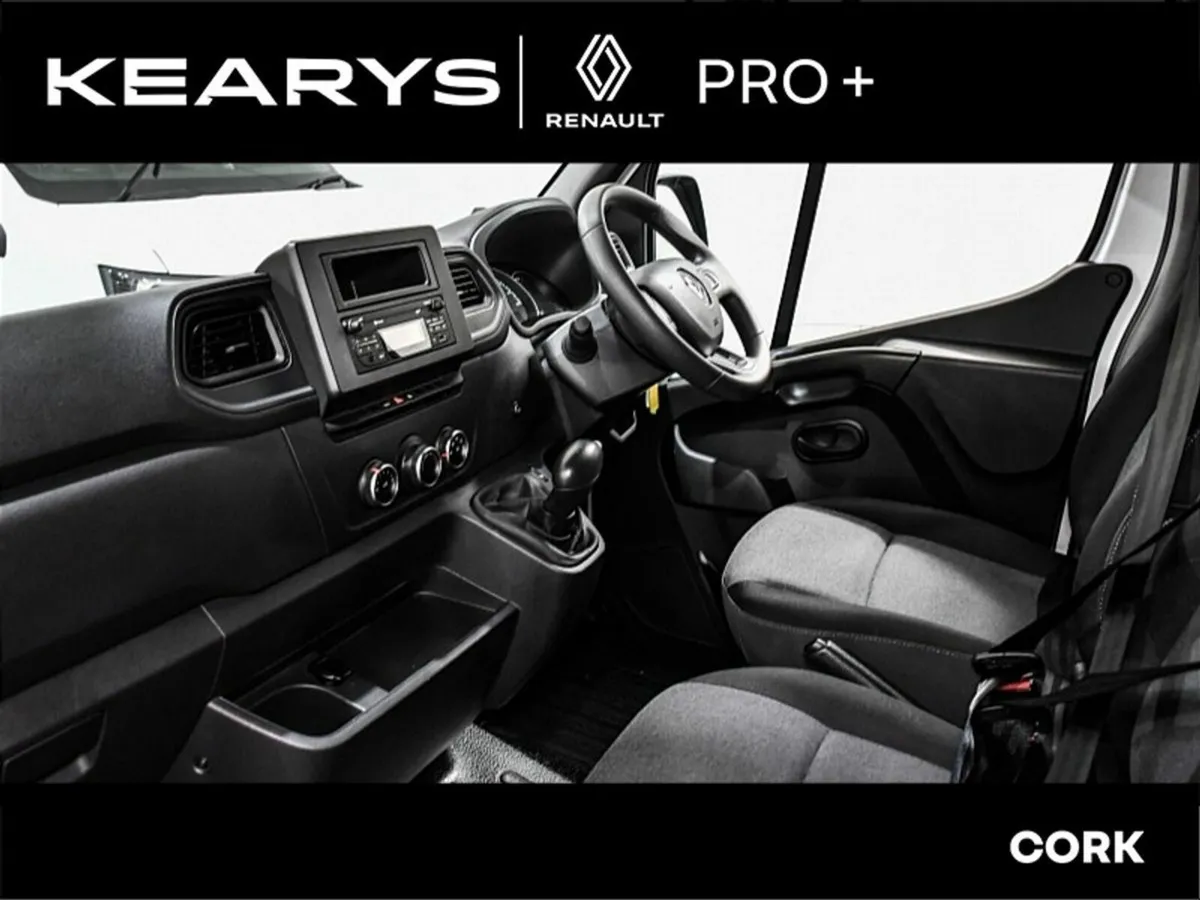 Renault Master EV MM31 Z.E  Fridge Van EX VAT - Image 2