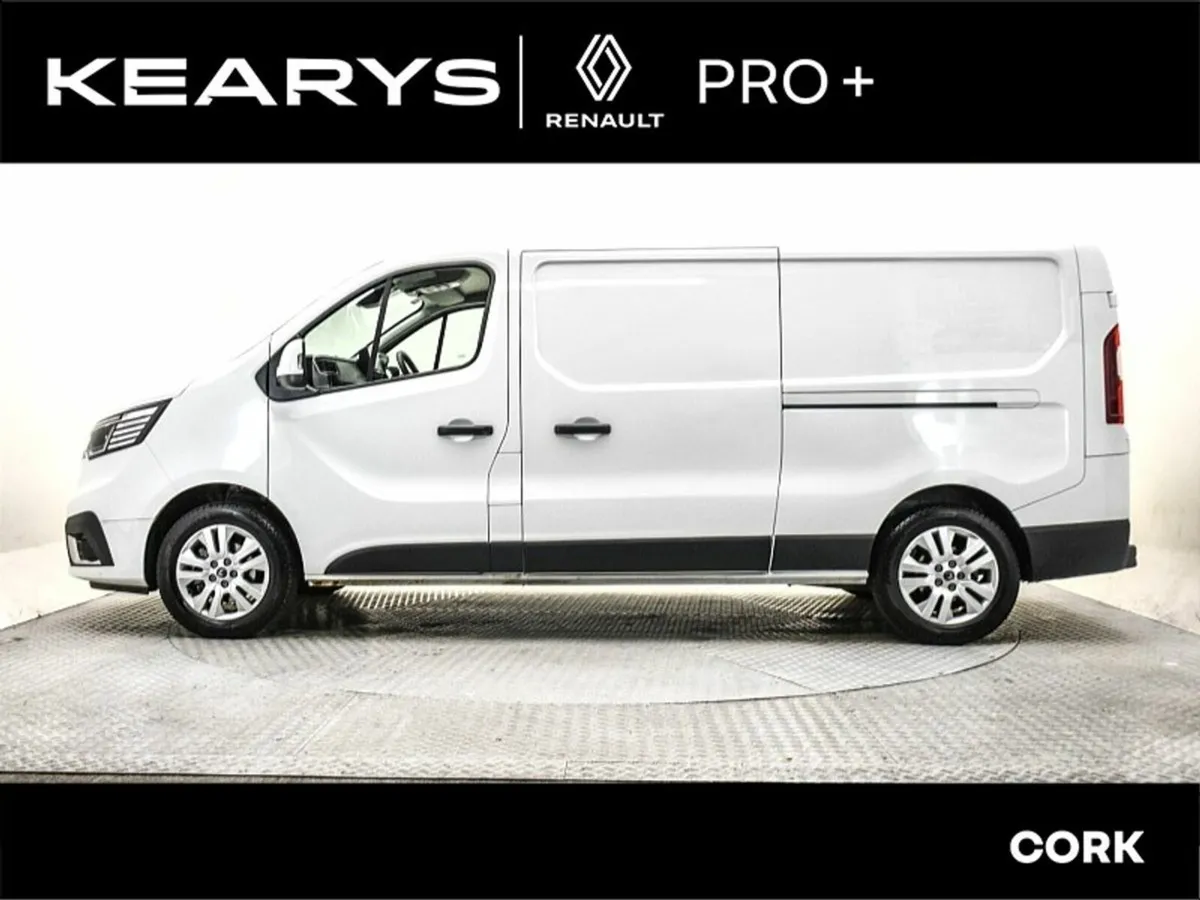 Renault Trafic LL30 130 Sport Panel Van (inclusive - Image 4