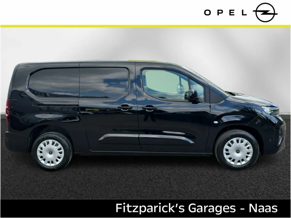 Opel Combo Long Wheel Base Sportive 1.5D with 4.9% - Image 4
