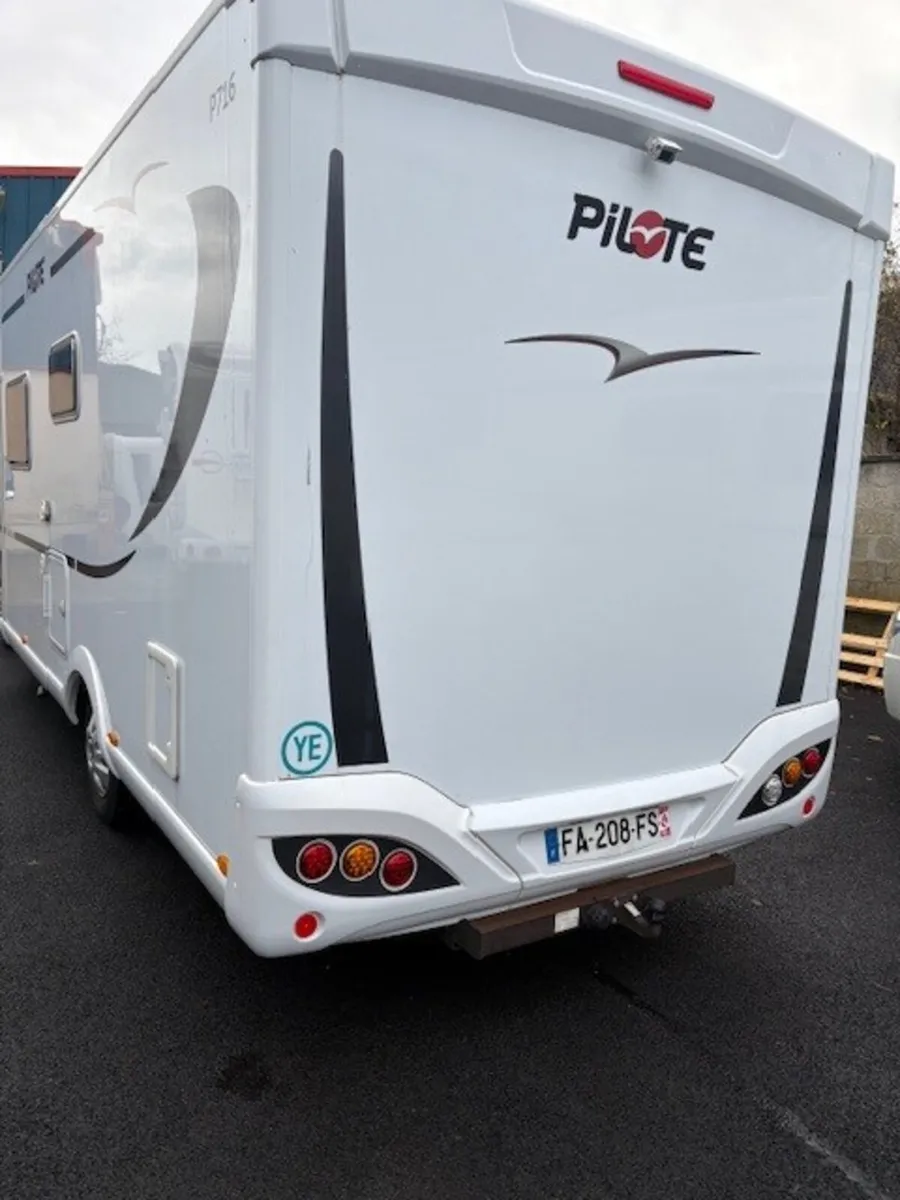 2018 Pilote Essentiel P716 - Image 3