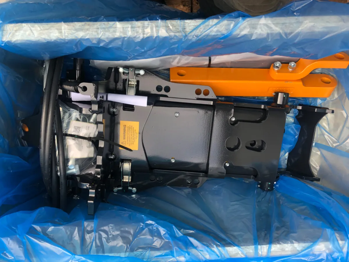 Tractor hitch - Image 4