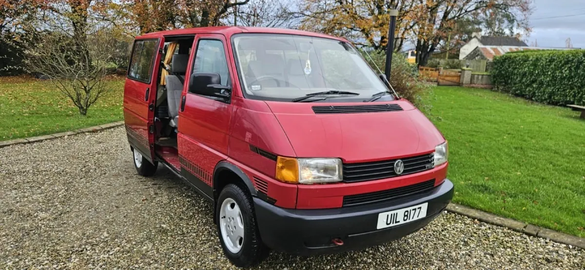 Volkswagen Transporter 2001 2.5 TDI 6 SEATER - Image 4