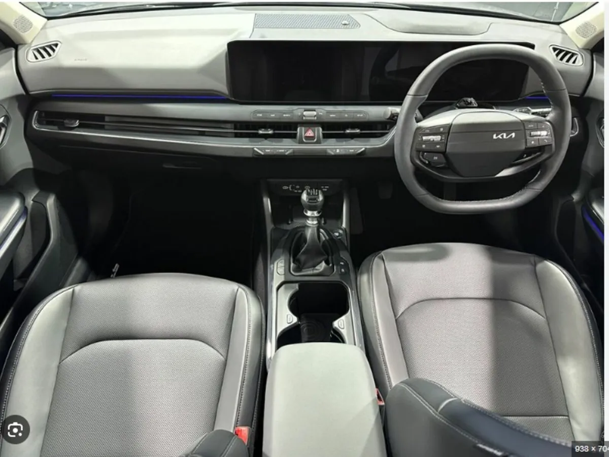Kia Sportage k3 Commercial, **0% FINANCE** **7 YEA - Image 3