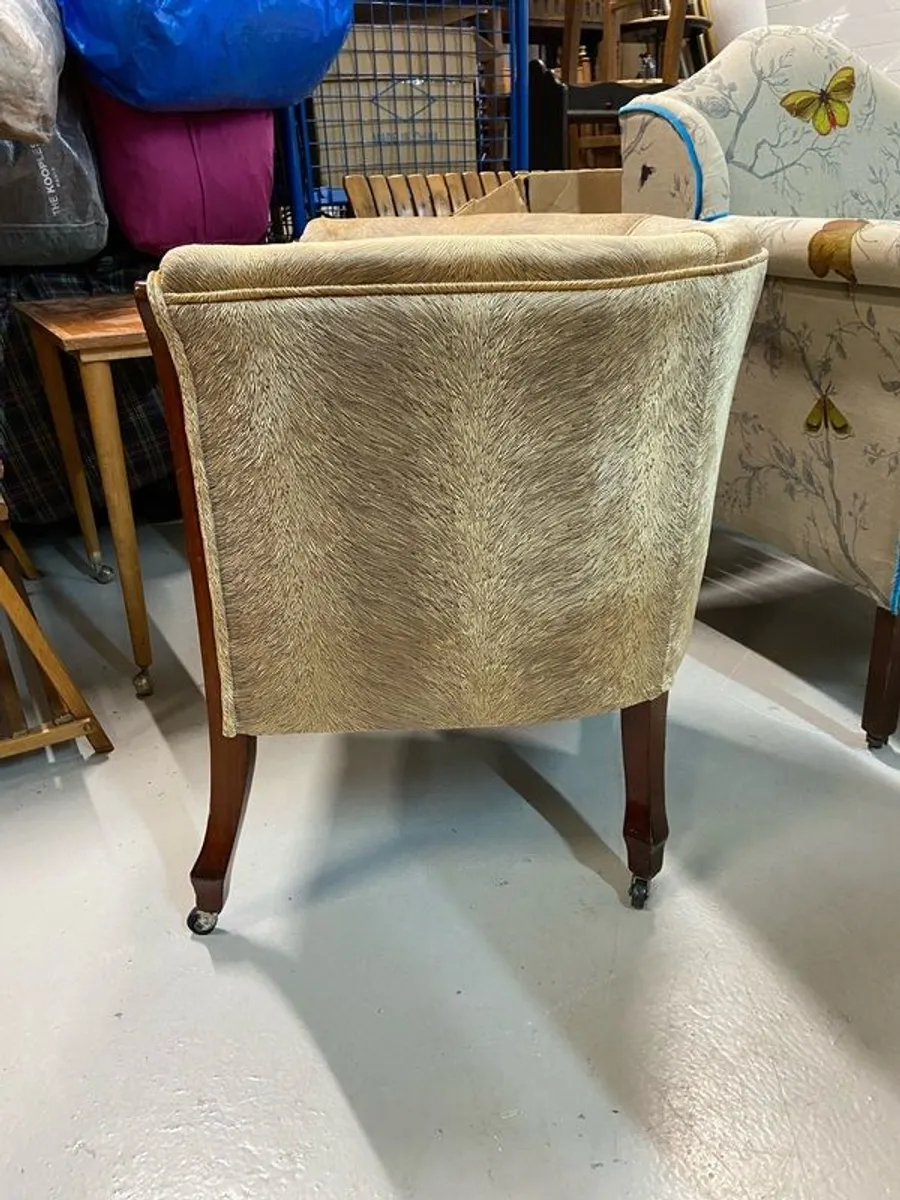 Antique Tub Chair - Image 4